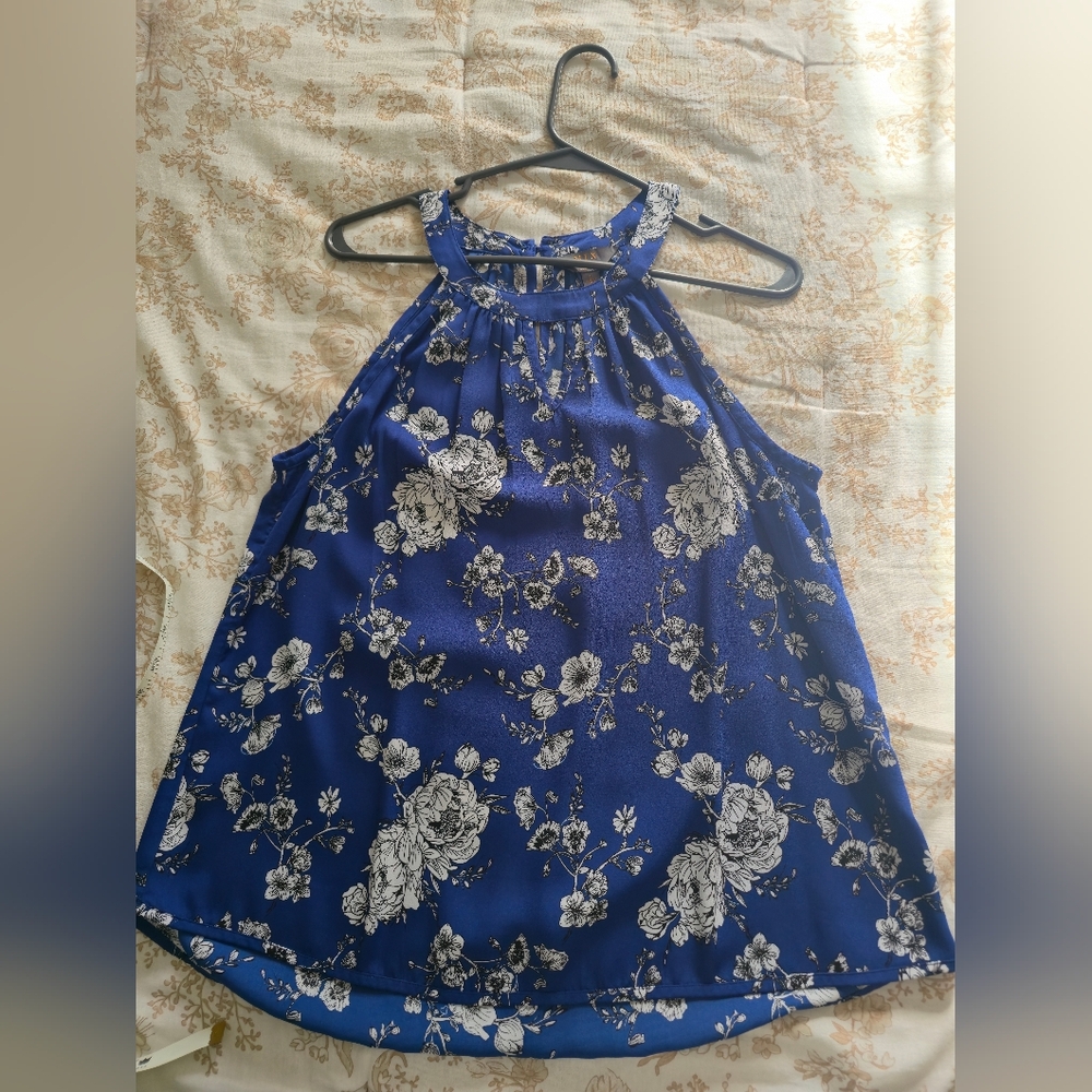 41 Hawthorn Royal Blue Floral Halter Blouse - Picture 2 of 9